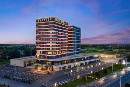 Home2 Suites by Hilton Heze Dongming - parking