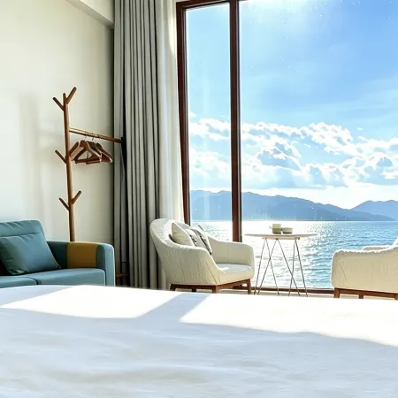 Yuxi Shanju Seaview Homestay (Fuxian Lake Branch)