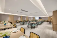 Country Inn & Suites by Radisson Hotel (Chaoyang Murong Street Wanda Plaza) - parking