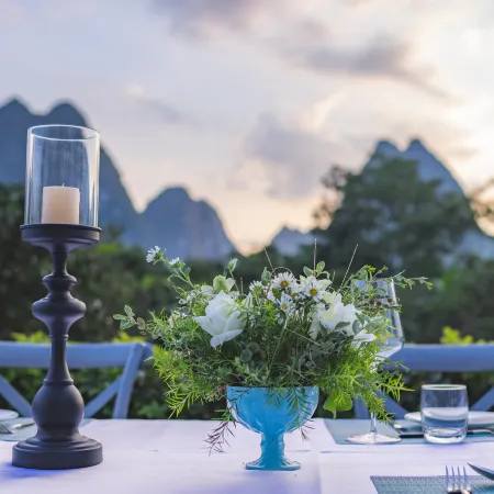 Yangshuo Yulong River Castle