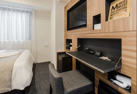 호텔 엠스 이스트 신조 가라스마 썸네일