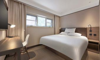 5. Hi Inn 호..