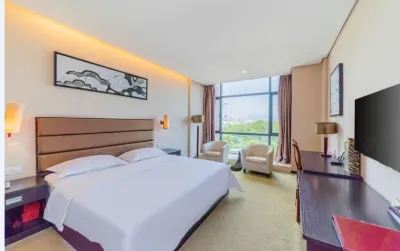 玥瀾レイクビューホテル 肇慶粤運バスターミナル周辺のホテル