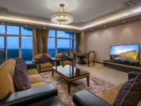 Jiu Hua Spa & Resort Hotels near Xiaotangshan
