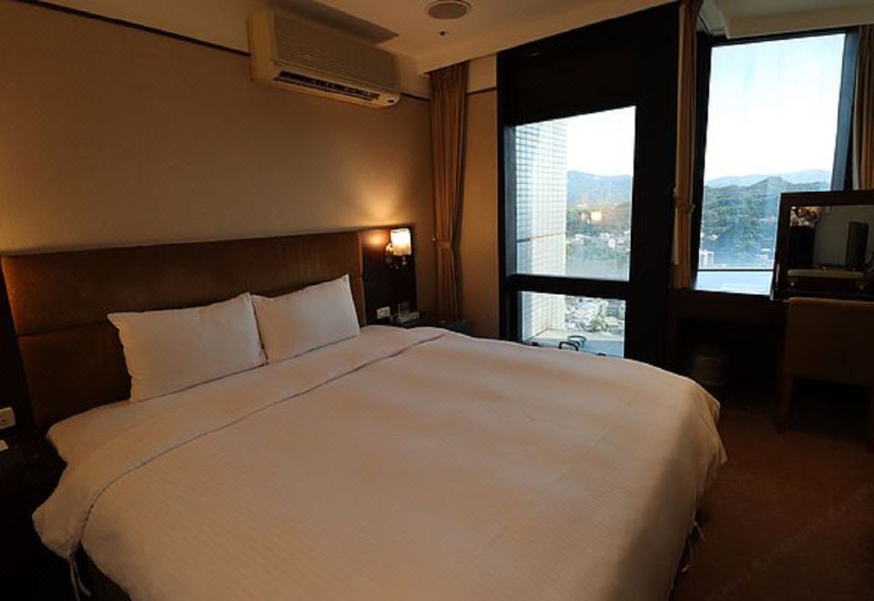 Rhine Inn 호텔 전경