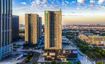 Holiday Inn Express Foshan Beijiao - Housity