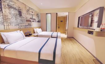 Chengshi Bianjie Hotel (Golmud Salt Lake Plaza)