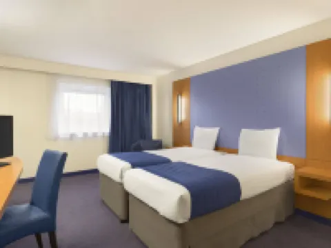 Ramada by Wyndham London North M1 Hotels in Edgware