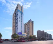 Lavande Hotel Chengdu Wenjiang University Town Wansheng Metro Station Hotel dekat Southwestern University of Finance and Economics(Liuzhou Campus)