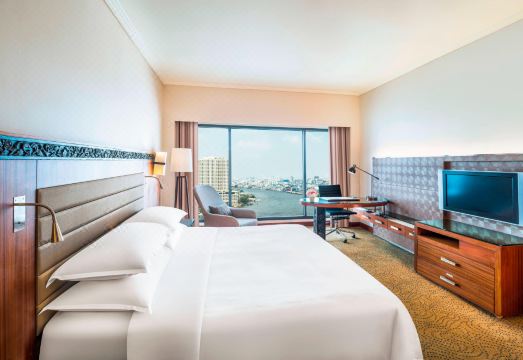 Royal Inn Al-Nokhba Hotel Over view