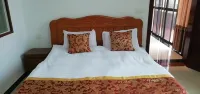 Jinggangshan Bajiaolou Inn - Inns