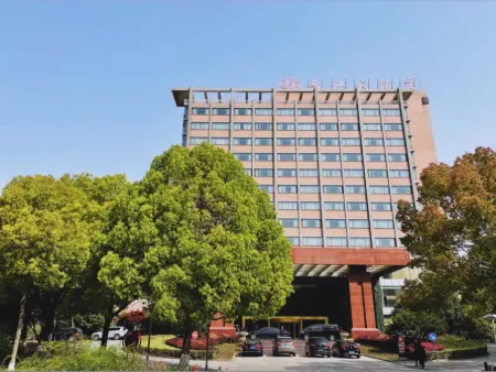 Changjiang Hotel