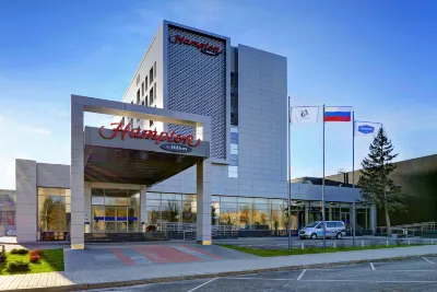 Hampton by Hilton Volgograd Profsoyuznaya Hotel Các khách sạn gần Sân bay Volgograd