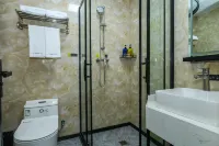 7Days Inn Hotel (Hebi Railway Station Qibin Avenue)