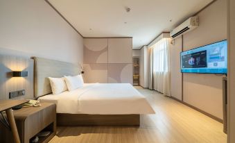 Hanting Hotel (Shanghai Jiaotong University, Jiangchuan Road Metro Station Branch 2)