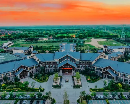 Arcadia Spa Golf International Hotel Hotels in Qihe County