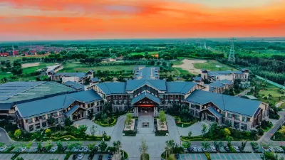 Arcadia Spa Golf International Hotel Hotels in Qihe County