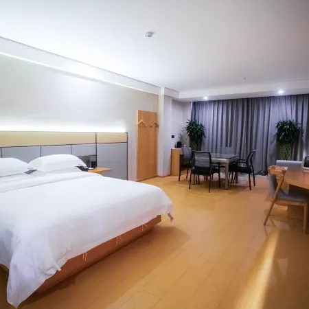 Lili Orange Light Luxury Hotel Hotels in Zongyang
