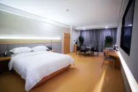 Lili Orange Light Luxury Hotel Hotels in Zongyang County