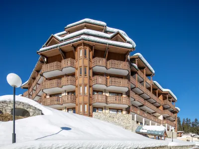 Vacancéole - Résidence la Duit Hotels near Douy Combelouvière