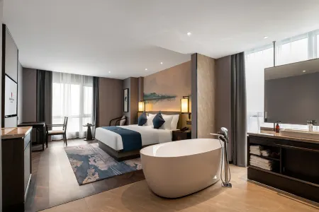 Rezen Dong Hotel