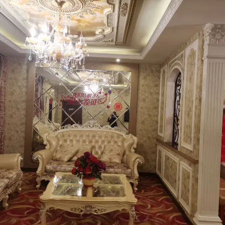 Luobei Jinpeng Fashion Express Hotel