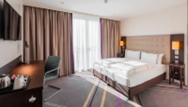Premier Inn Frankfurt Messe Hotels near Gallusviertel