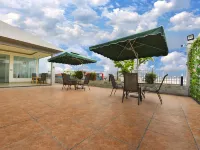 Homeinn Hotel (Chengdu Xindu Sanhechang Subway Station) Hotels near Xindu
