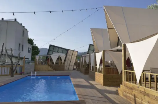 加平郡森林花園帳篷民宿 酒店