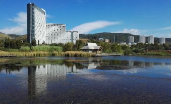 Cambu Shengshui Hotel Fuxian Lake