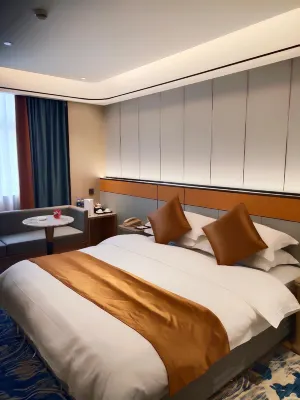 Huayuan Hotel Hotels near CPC Guanhaiweizhen Committee Party School