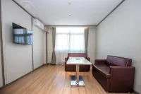 HanTing Hotel (Laiyang Jingqi Road Municipal Government)