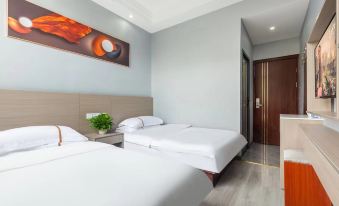 Chongqing Liangjiang Business Hotel