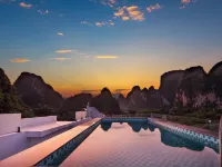 Yangshuo Qiyue Waterfront · Xiyue Haven (Ten-Mile Gallery Yulong River) Hotels near Julong Deep Pool