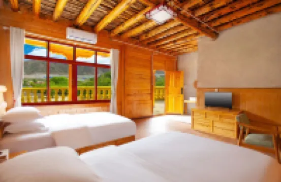 Dejicang B&B
