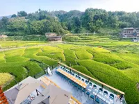 Yunge Holiday Hotel (Zhaoxing Dongzhai Landscape)