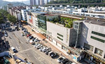 Le 8 Hotel Chain (Shenzhen Heaoaobei Metro Station)