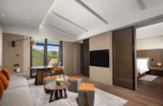 Crowne Plaza CHONGLI RESORT by IHG