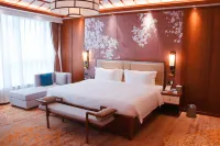 Donghai World Hotel Hotels in Pingyuanxian