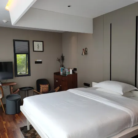 Lejian Goulan Homestay