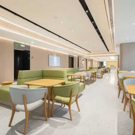 JI Hotel (Guangzhou Tianhe Sports Center) Отели рядом с достопримечательностью «Стадион «Тяньхэ»»