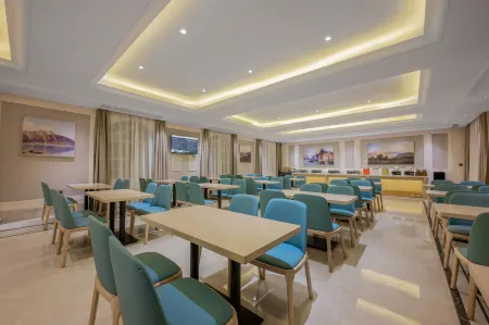 Vienna Hotel (Dingzhou Zhongshan Road Branch) Отели рядом со станцией Dingzhou Railway Station