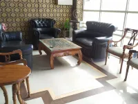 邦加佩瑪塔酒店 馬羅斯縣酒店