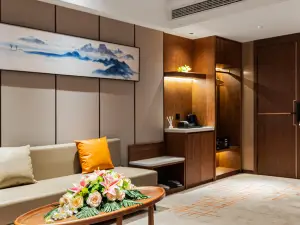 Top 3 Four-Star Hotels in Shennongjia