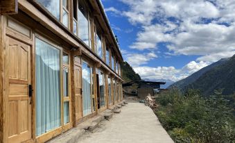 Yubeng Meili Mountain View Inn