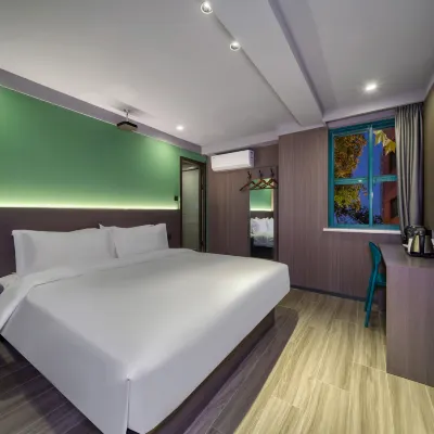 Jianwei Space Art Hotel (Shanghai Lujiabang Road Subway Station Branch) Отели рядом с достопримечательностью «Станция метро Laoximen»