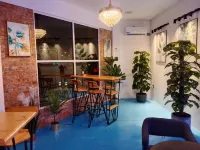 Co.Living Hostel Bandar Hotels in Kota Batu