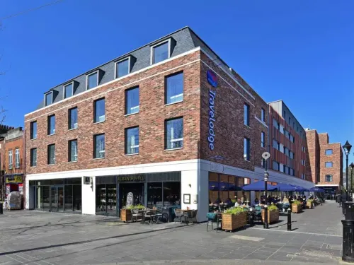 Travelodge St Albans City Centre - breakfast
