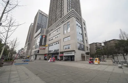 Tianze Hotel Отели рядом с достопримечательностью «Liufang Garden, Zhuzhou»