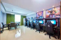 Dadi E-Sports Hotel (Zhumadian Railway Station)